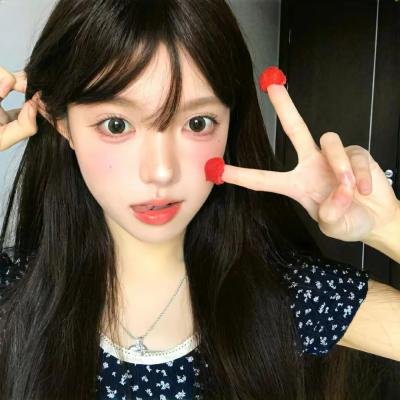 只是陌生人